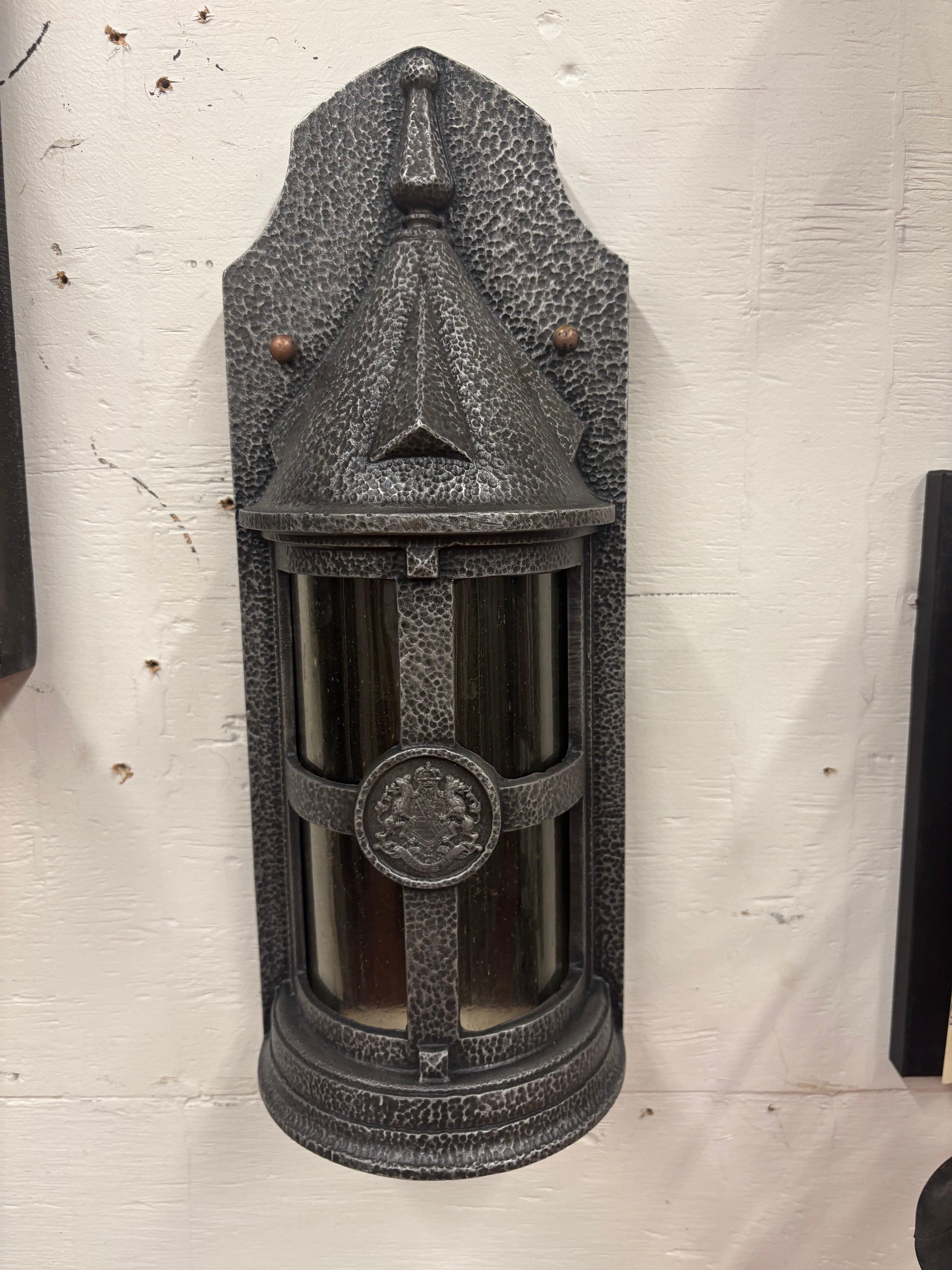 EXTERIOR WALL LANTERN – (LT-1252)