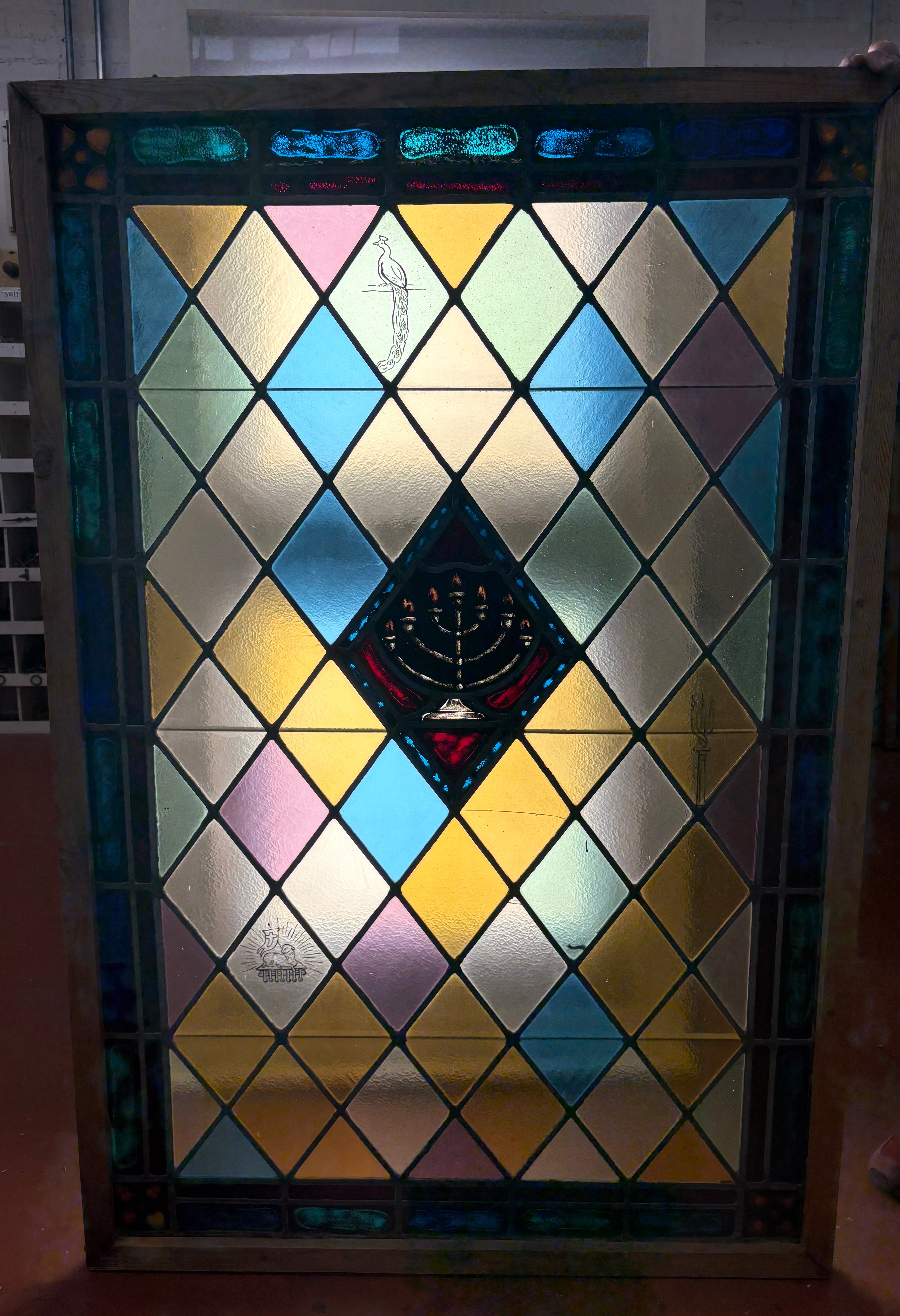 Diamond Pattern Colored Glass (OC-63)