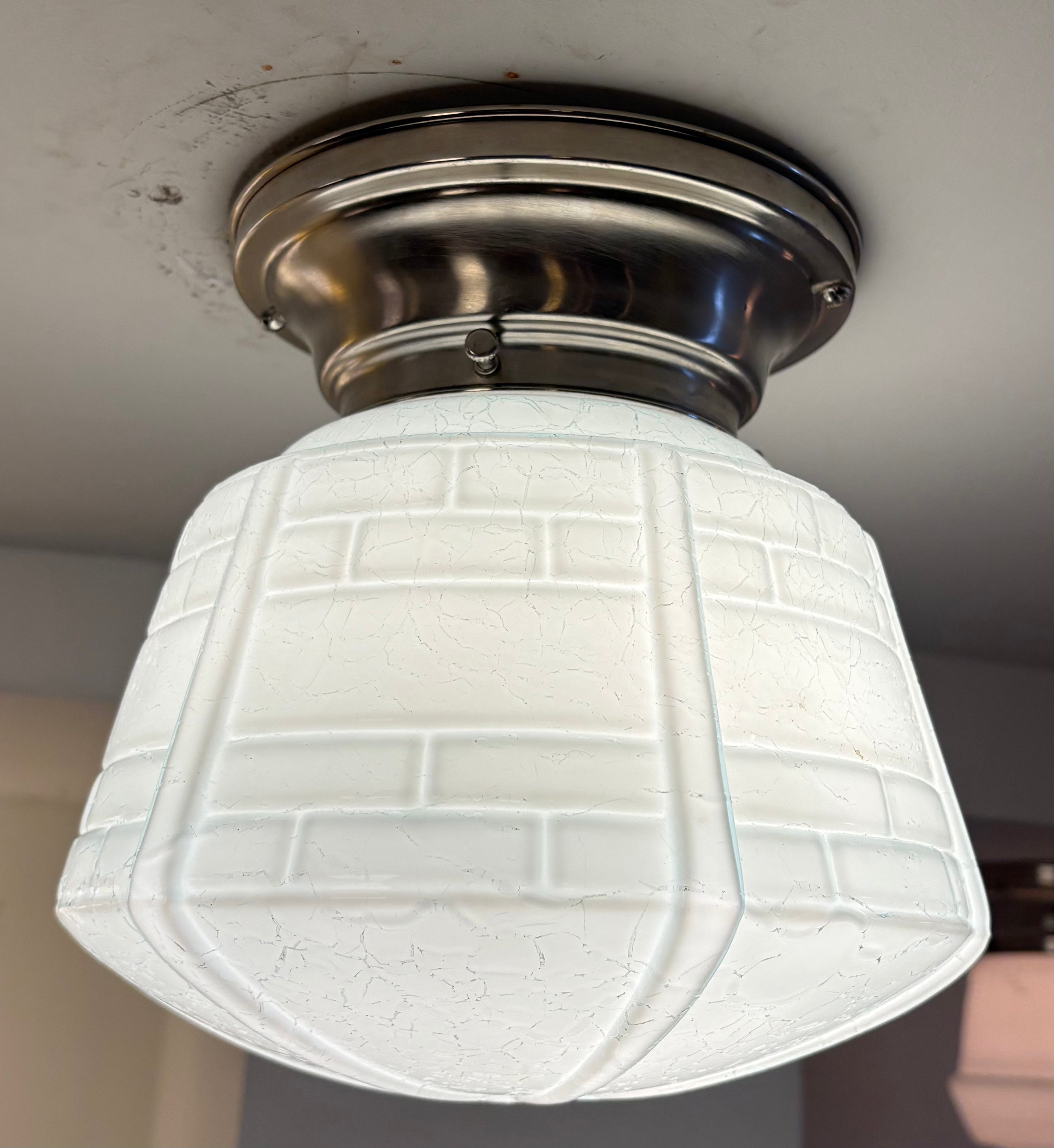 CEILING MOUNT LIGHT – (LT-1208)