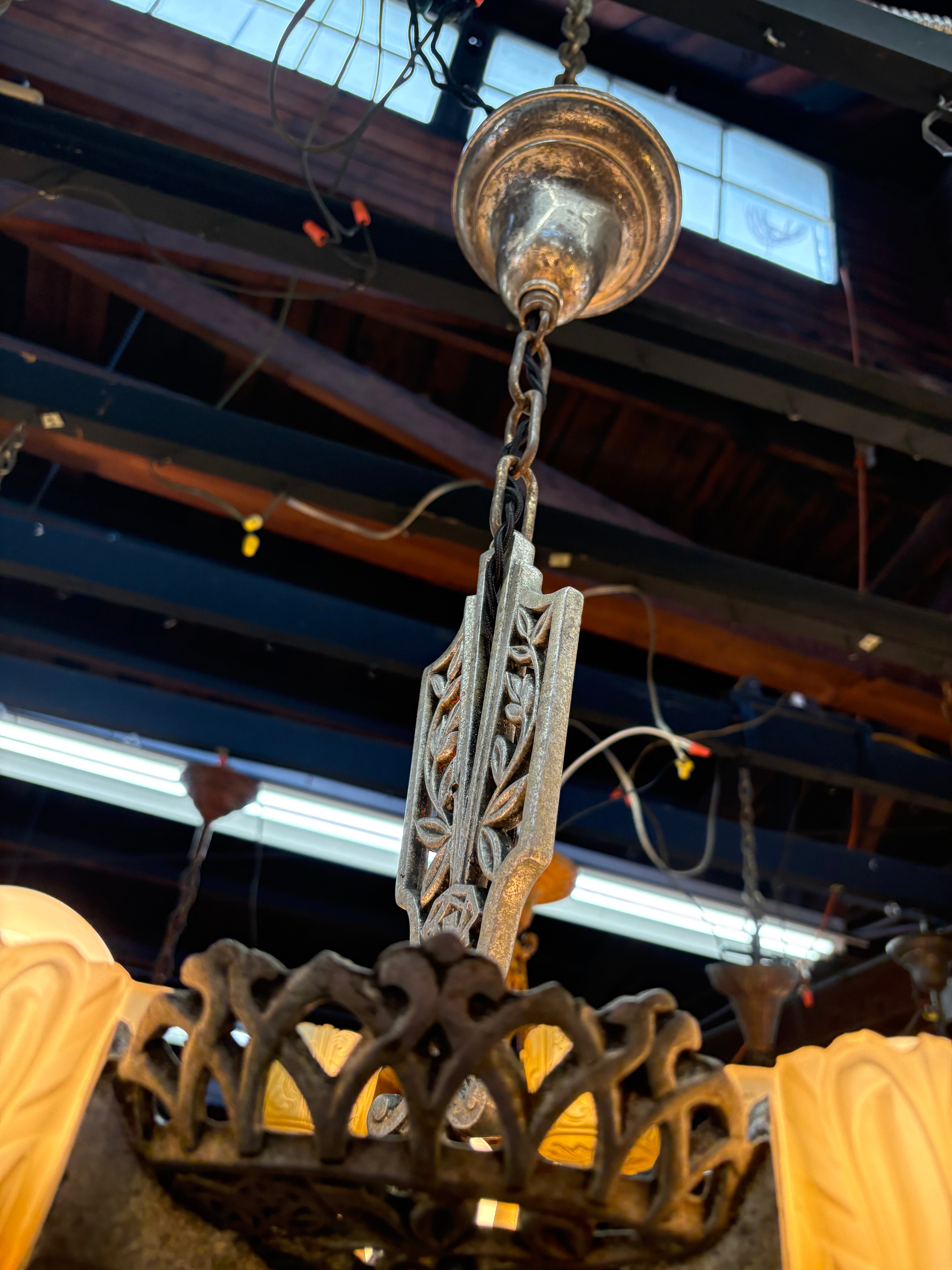 Chandelier (LT- 1089)