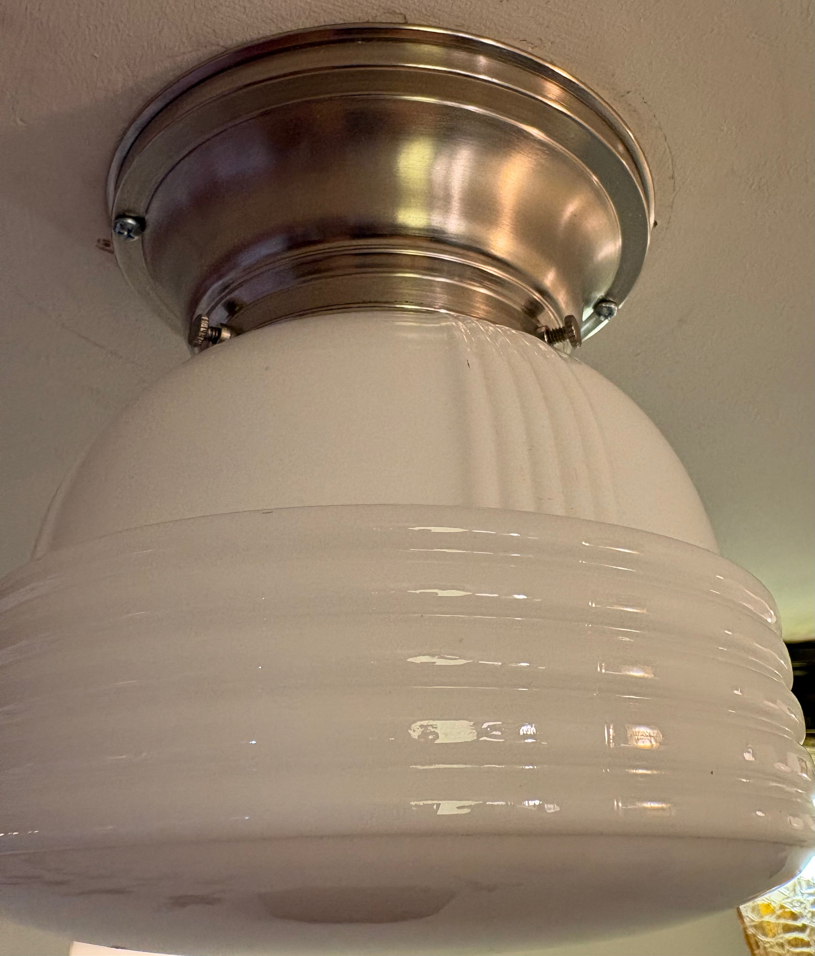 CEILING MOUNT LIGHT – (LT-1281)