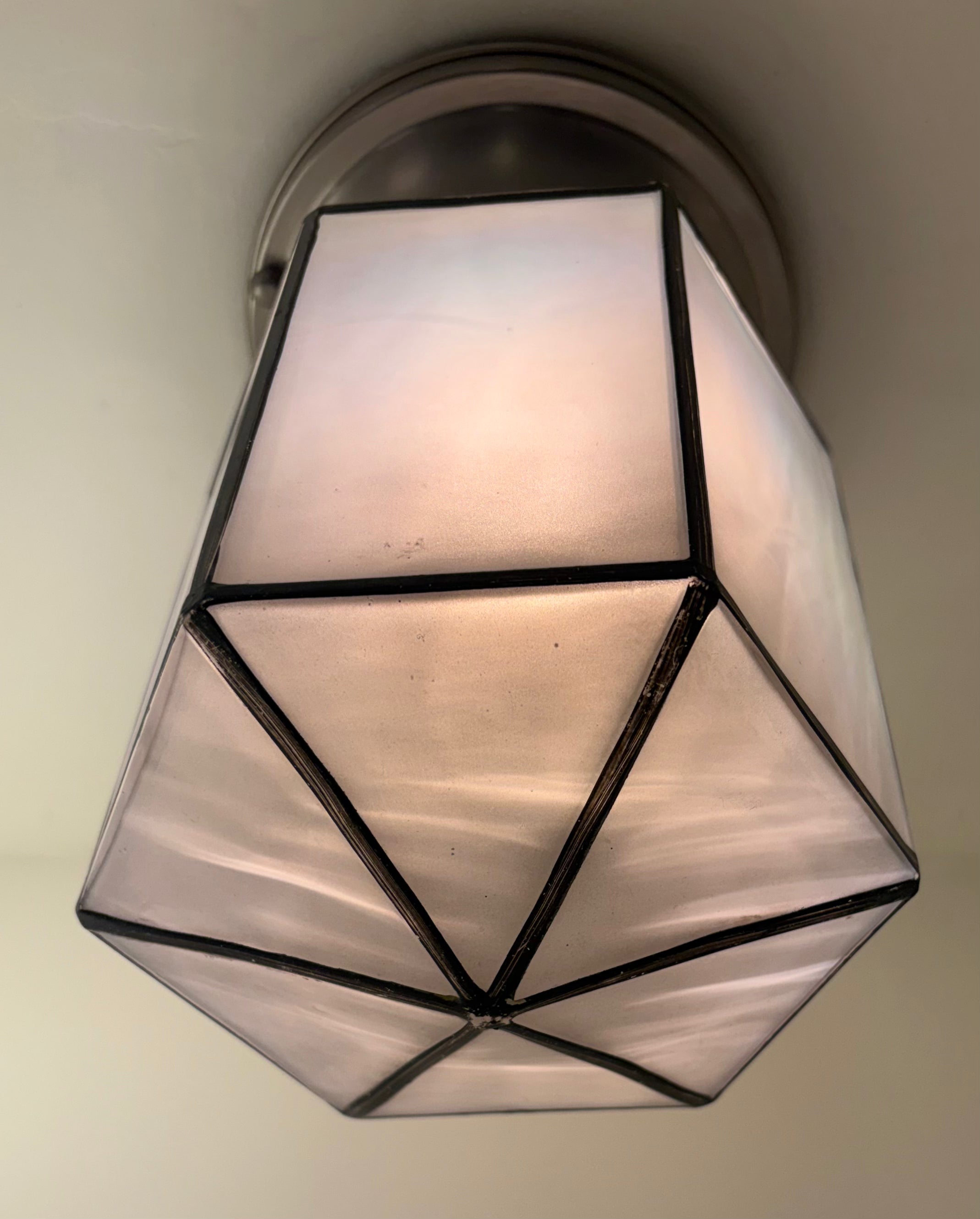 CEILING MOUNT LIGHT – (LT-1282)