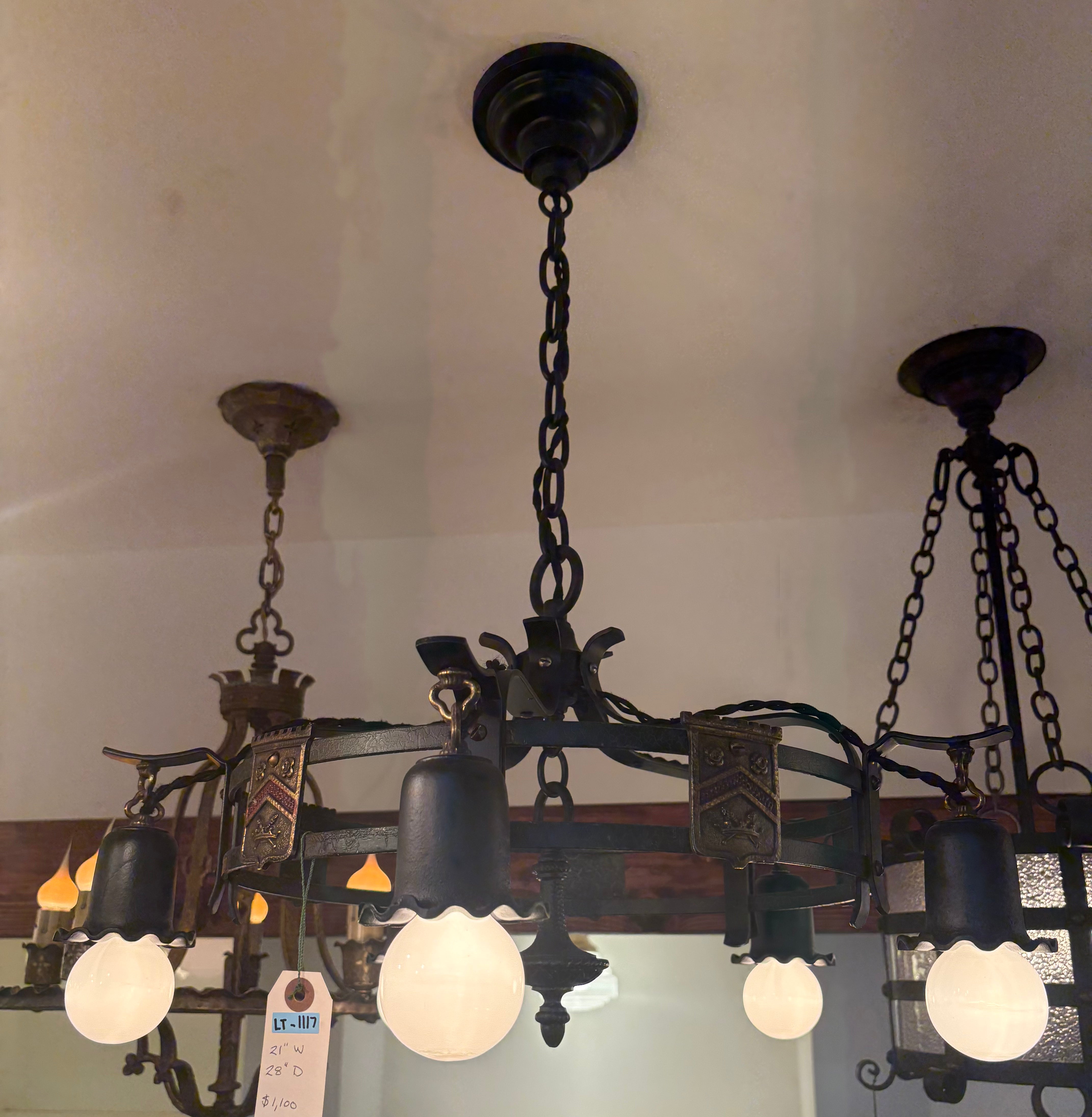 Chandelier (LT- 1117)