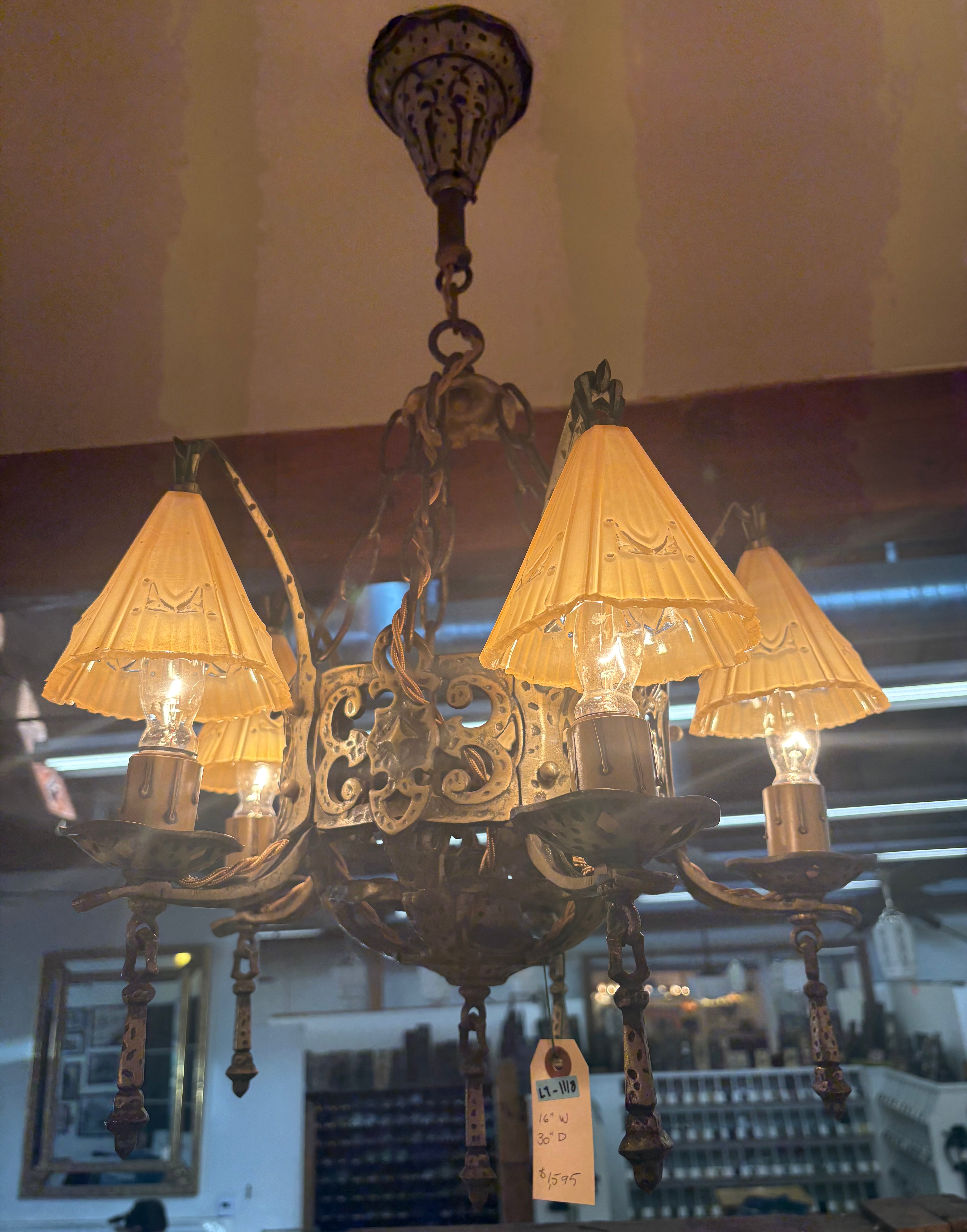 Chandelier (LT- 1118)