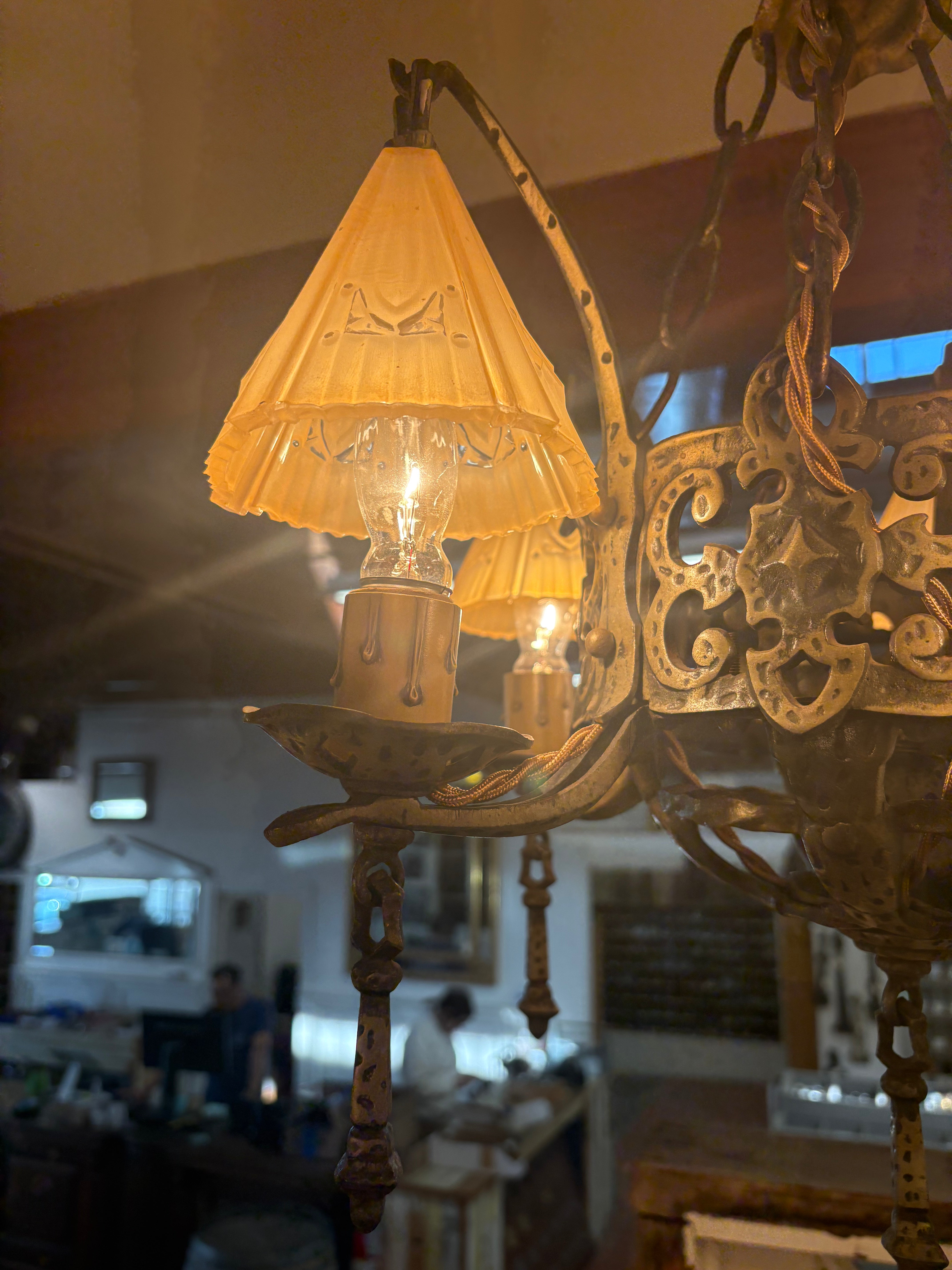 Chandelier (LT- 1118)