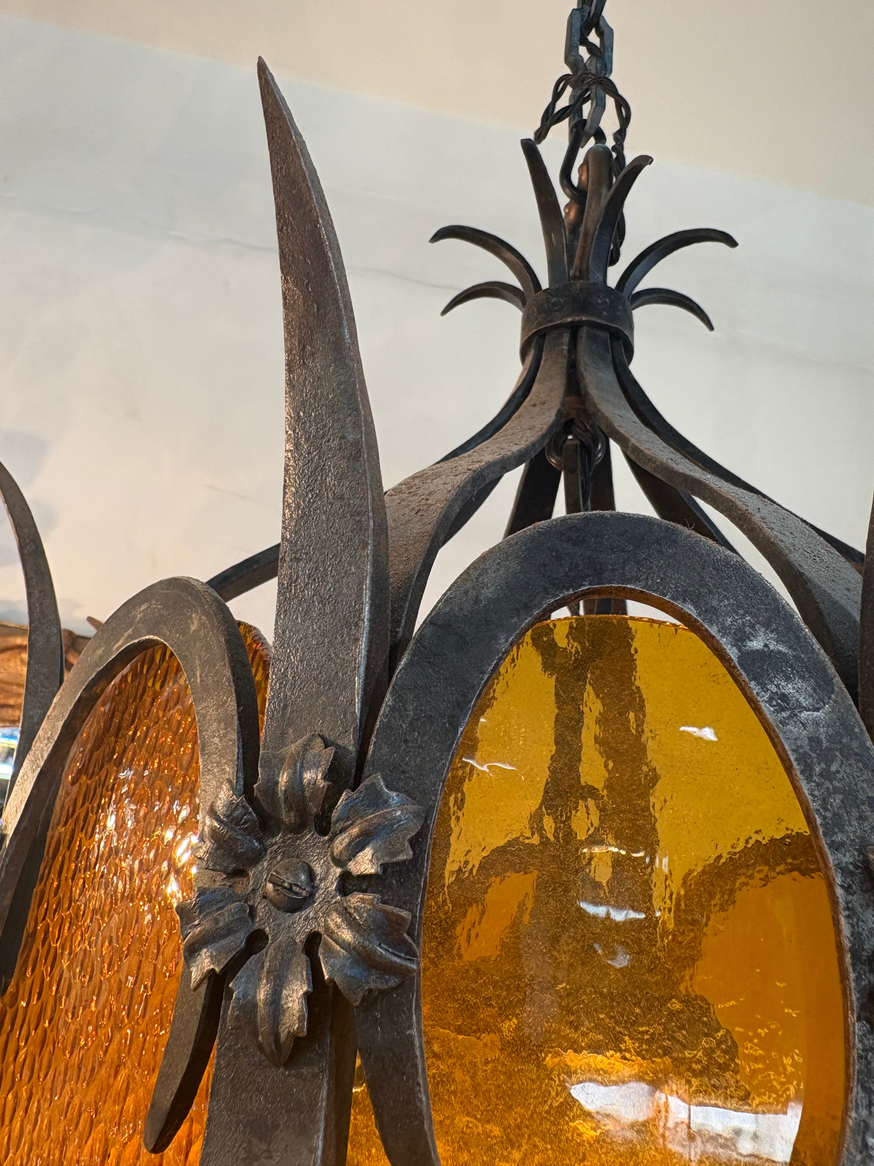 Chandelier (LT- 1122)