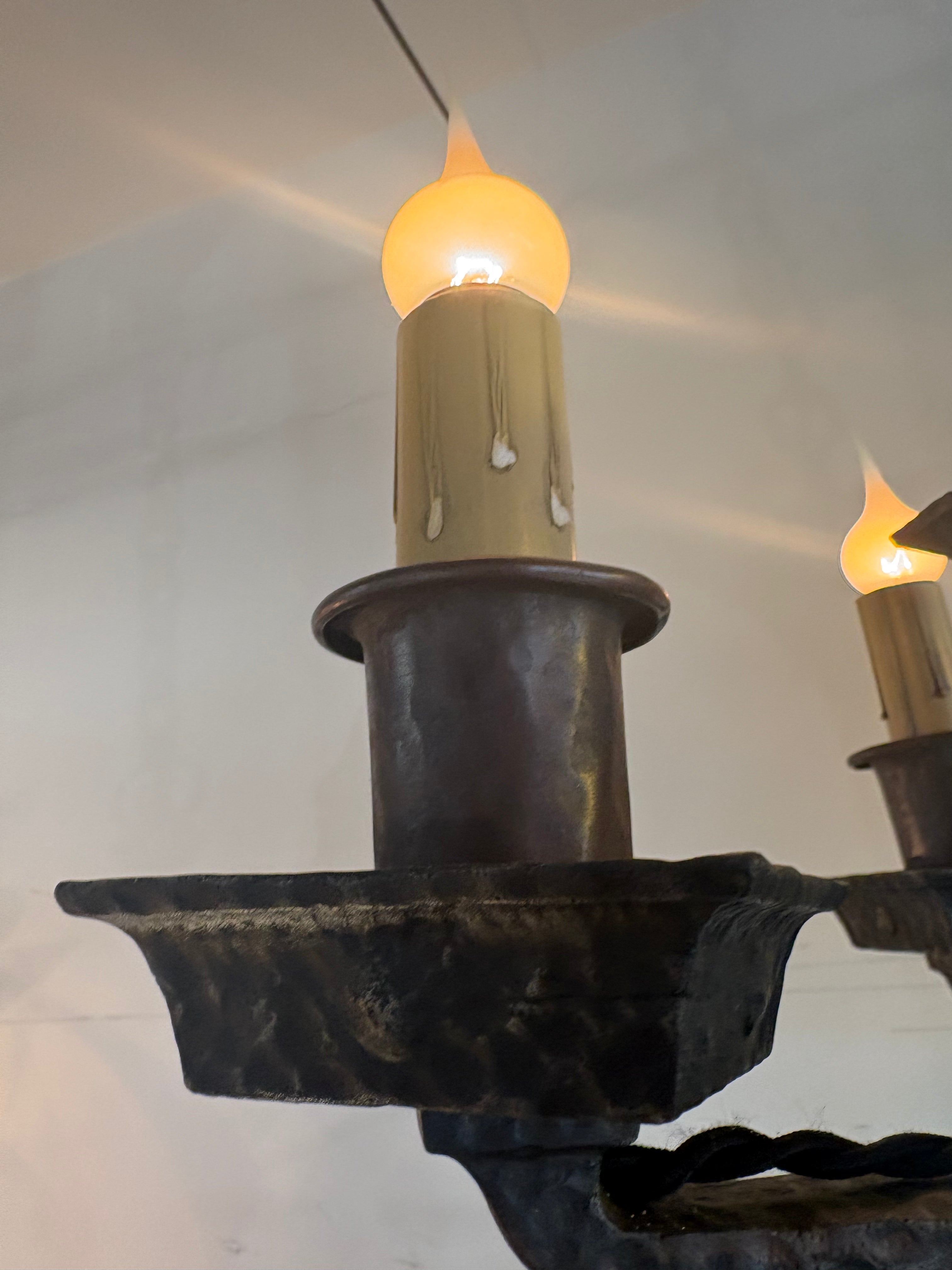 Chandelier (LT- 1123)