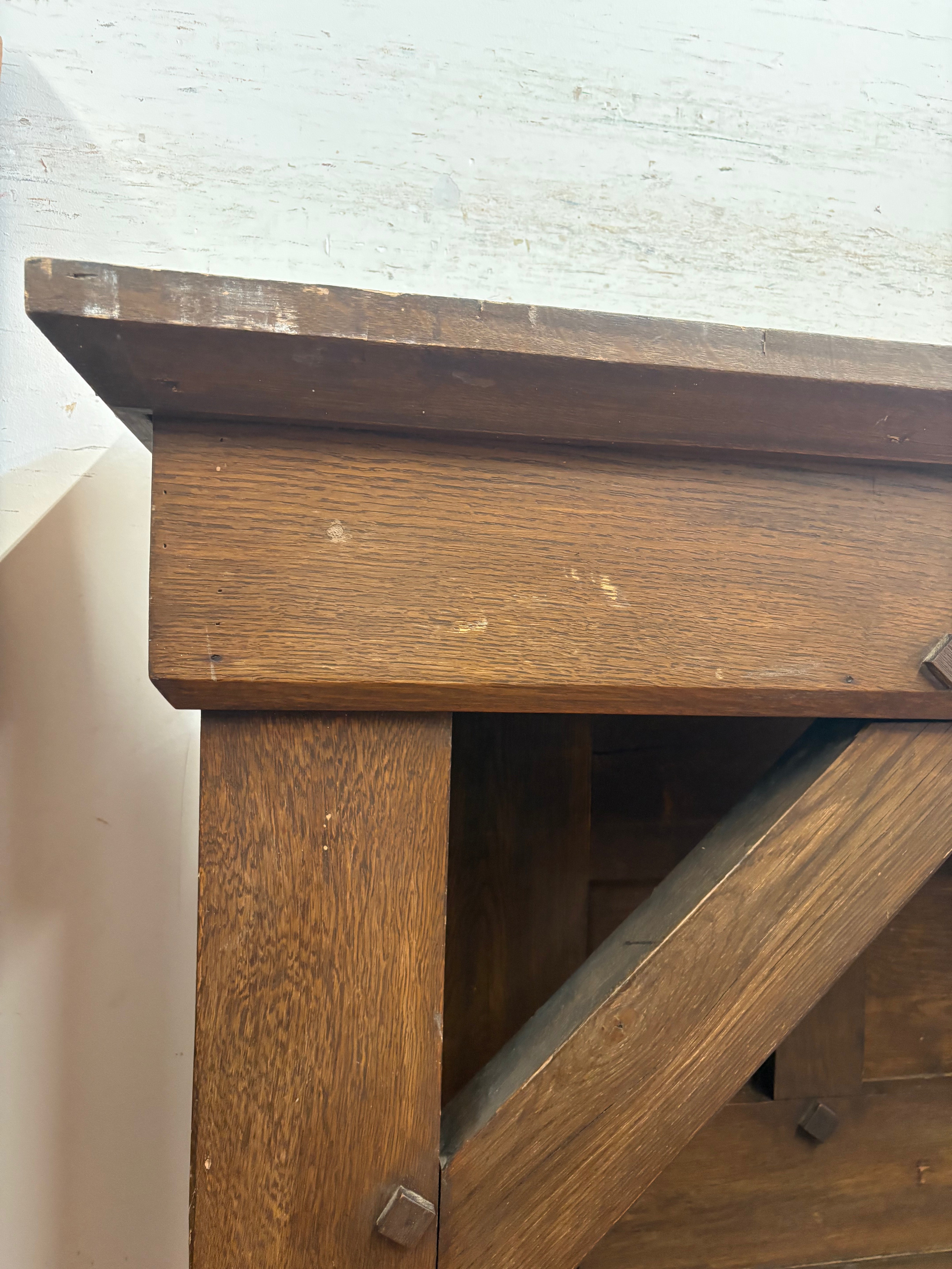 Fireplace Surround  (OE-94)