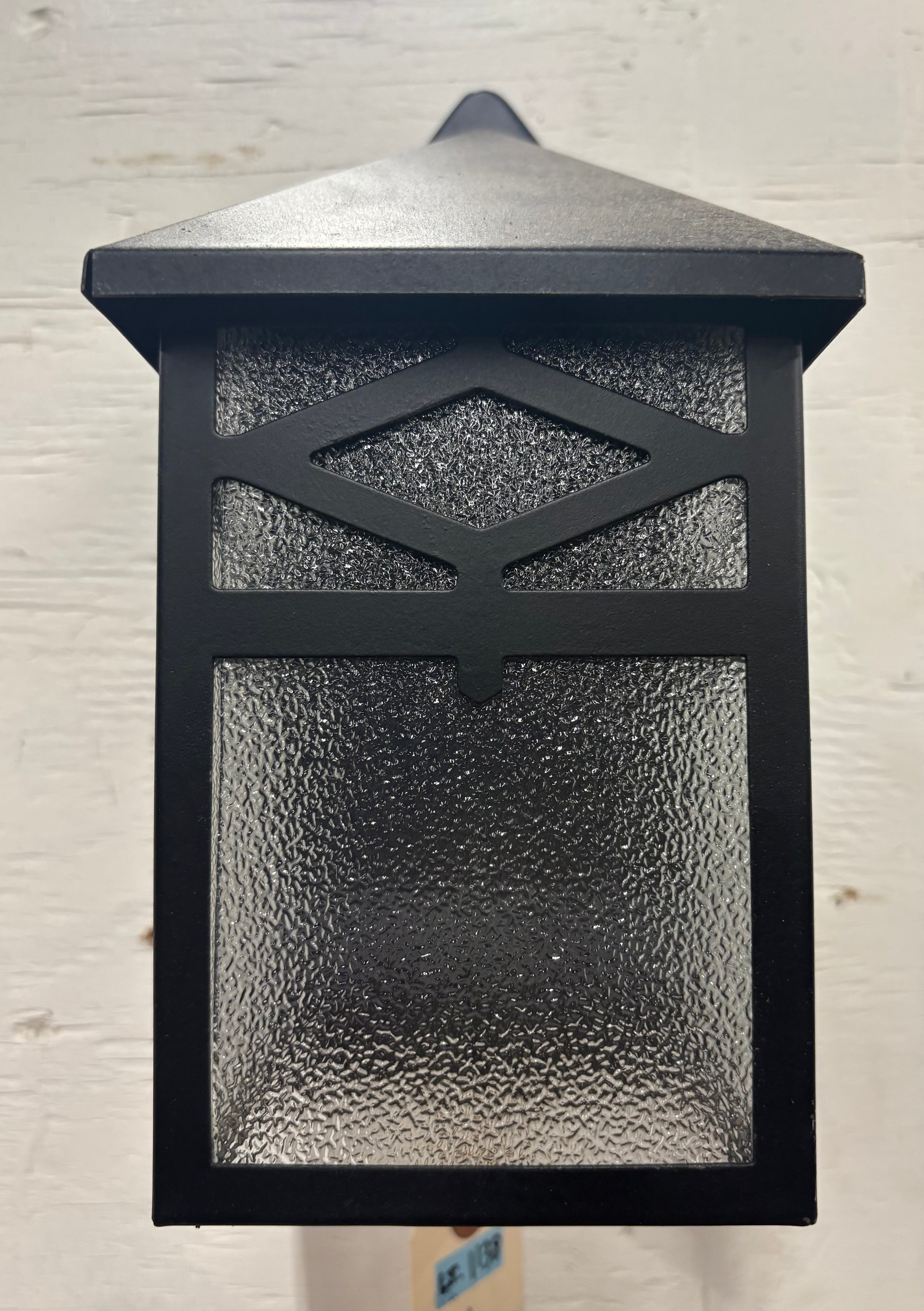 Arts & Crafts Style Exterior Wall Lantern – Textured Glass (lt-1138)