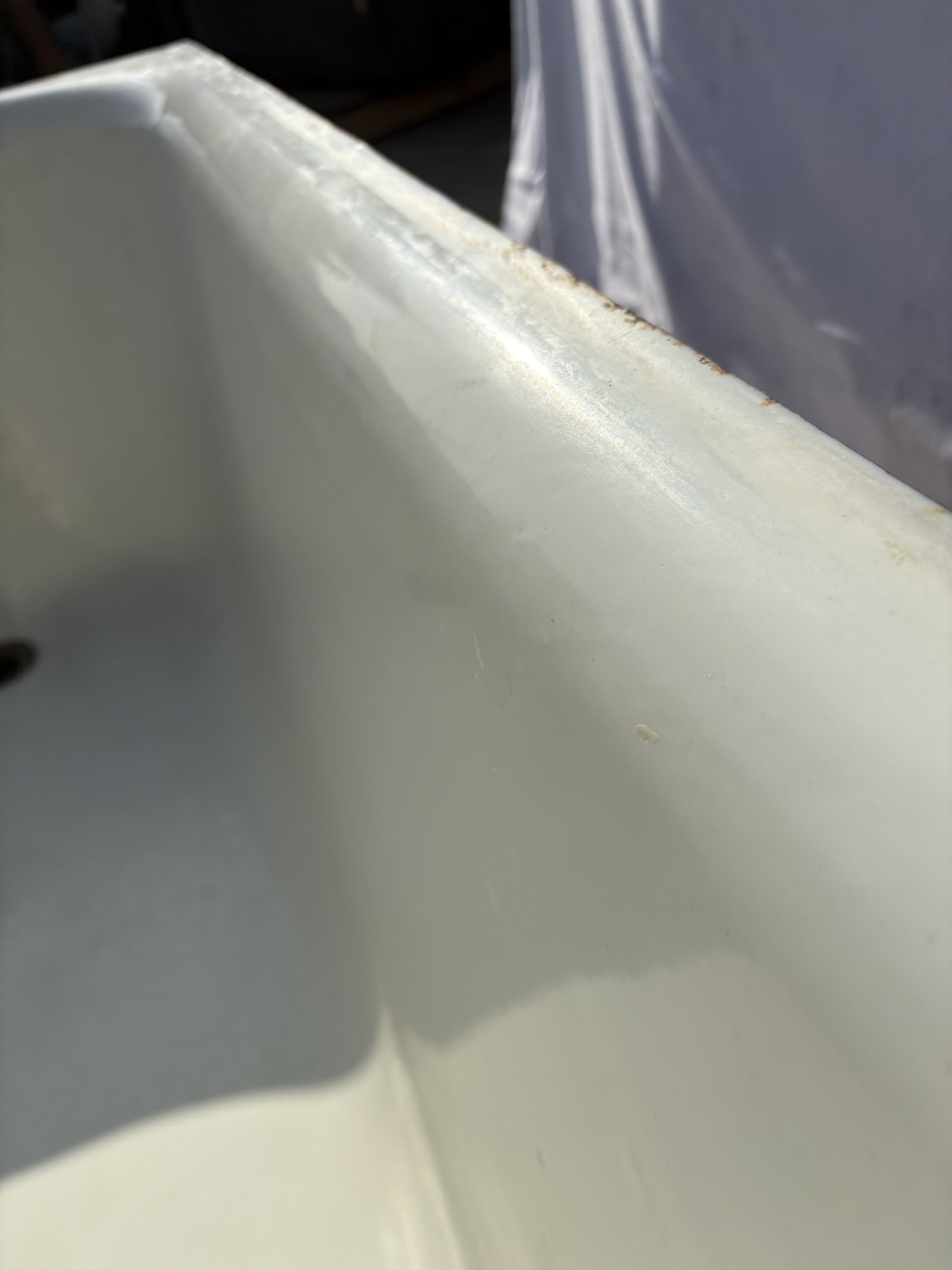 60" L or R Corner White (TB-163)