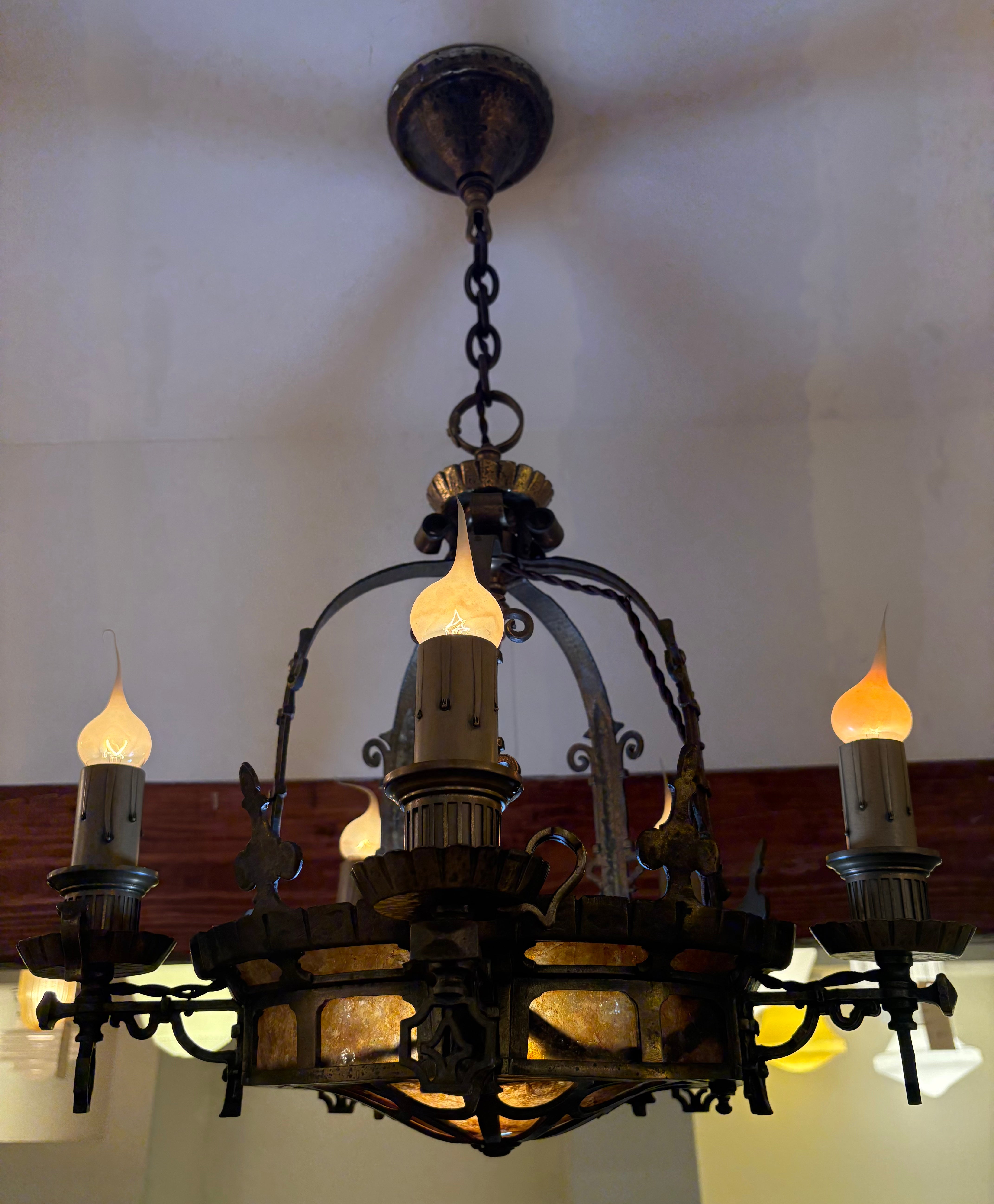 CHANDELIER –  (LT-1232)