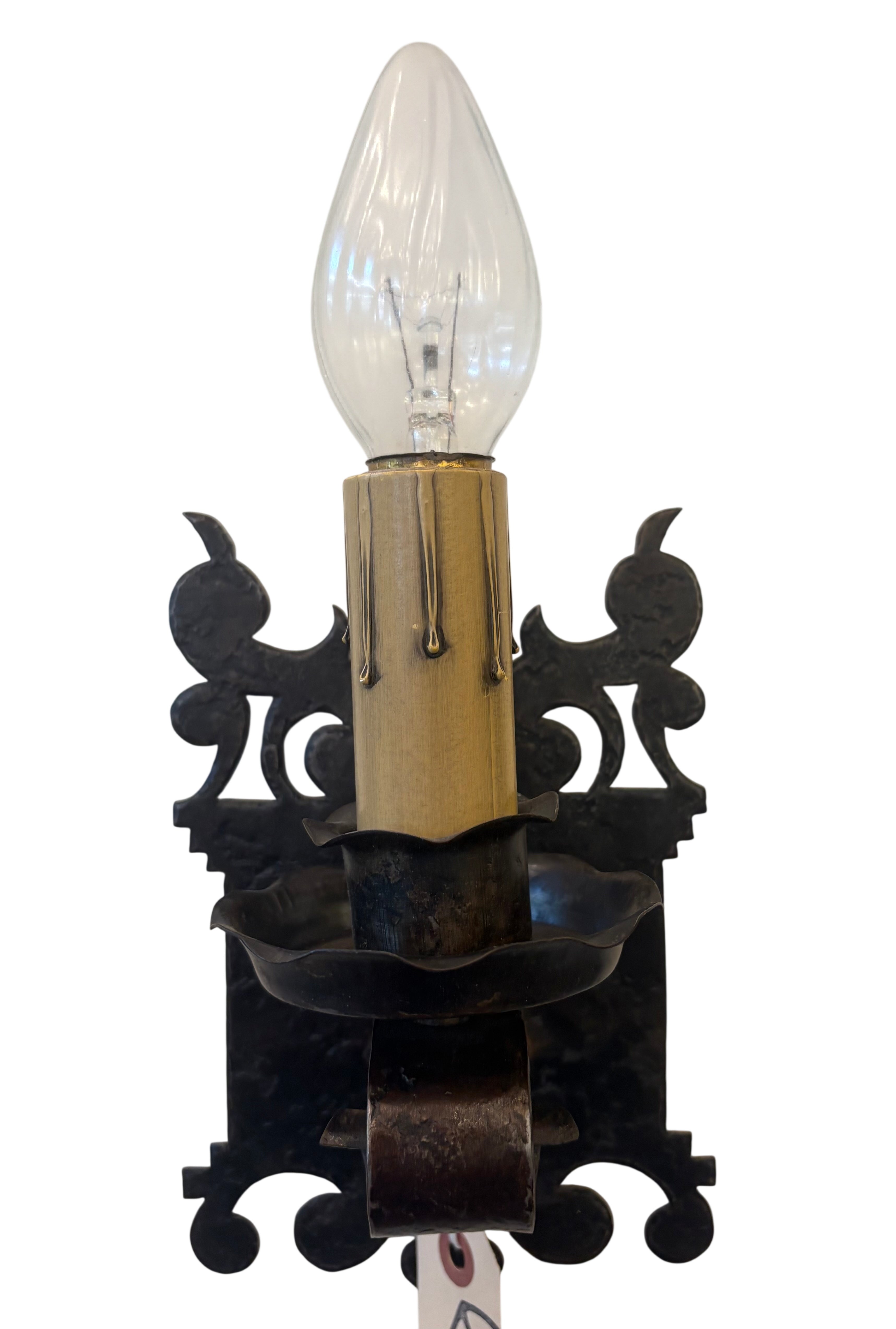 Single Wall Sconce with candle sleeve  (LT-1202)