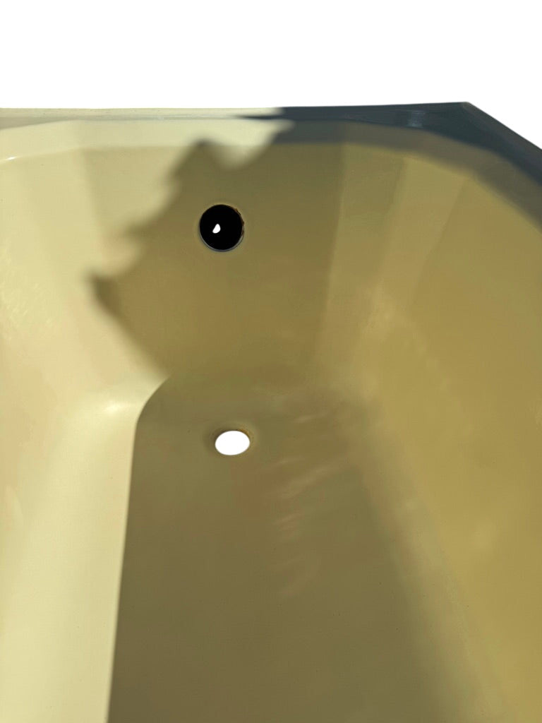 (TB-198) LH Pale Yellow Alcove Bathtub