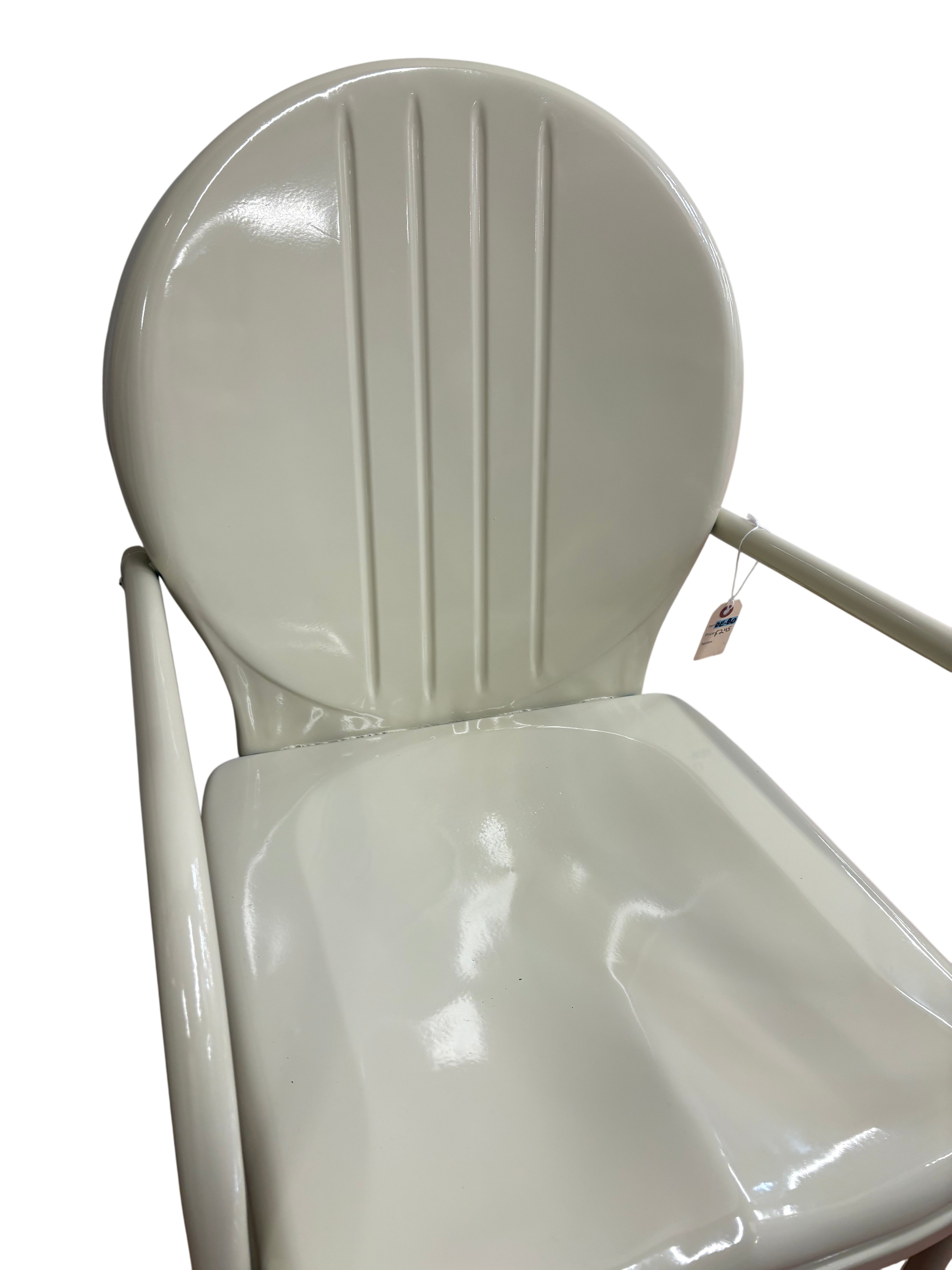 Vintage Off White Lawn Chair (OE-80)