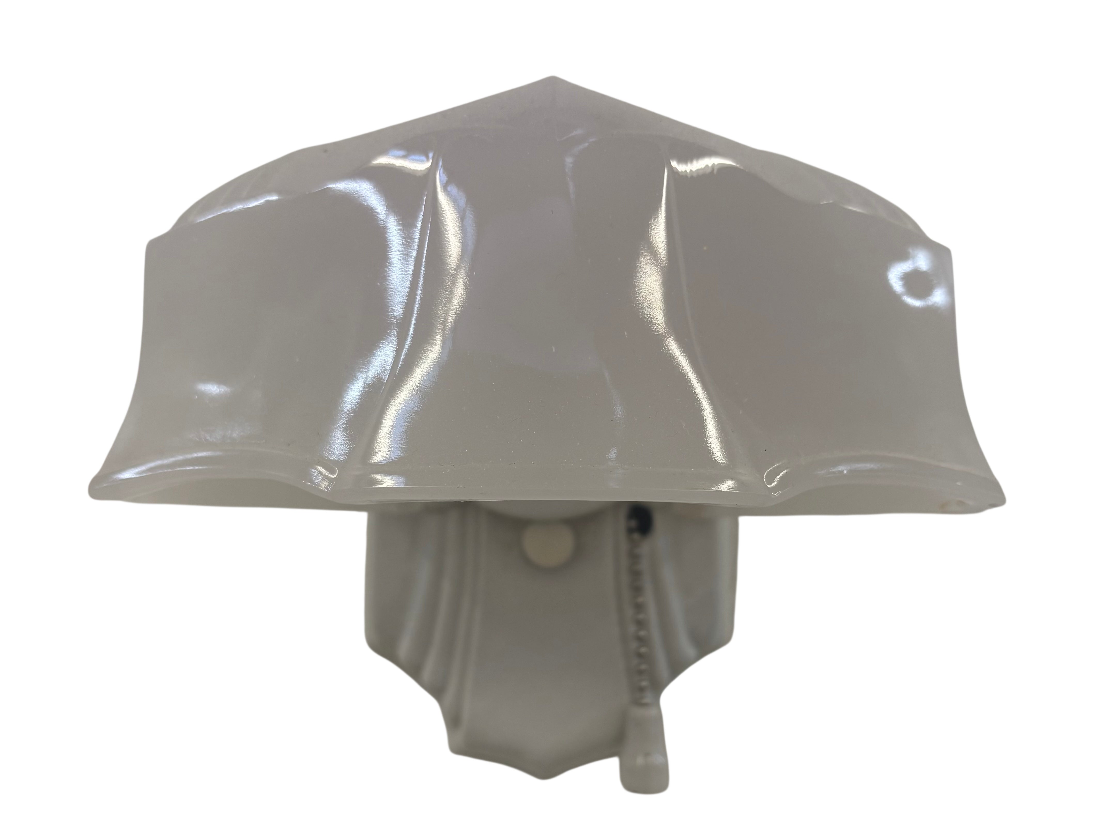 Porcelain wall sconce – circa 1920s–1930s (LT-1165)