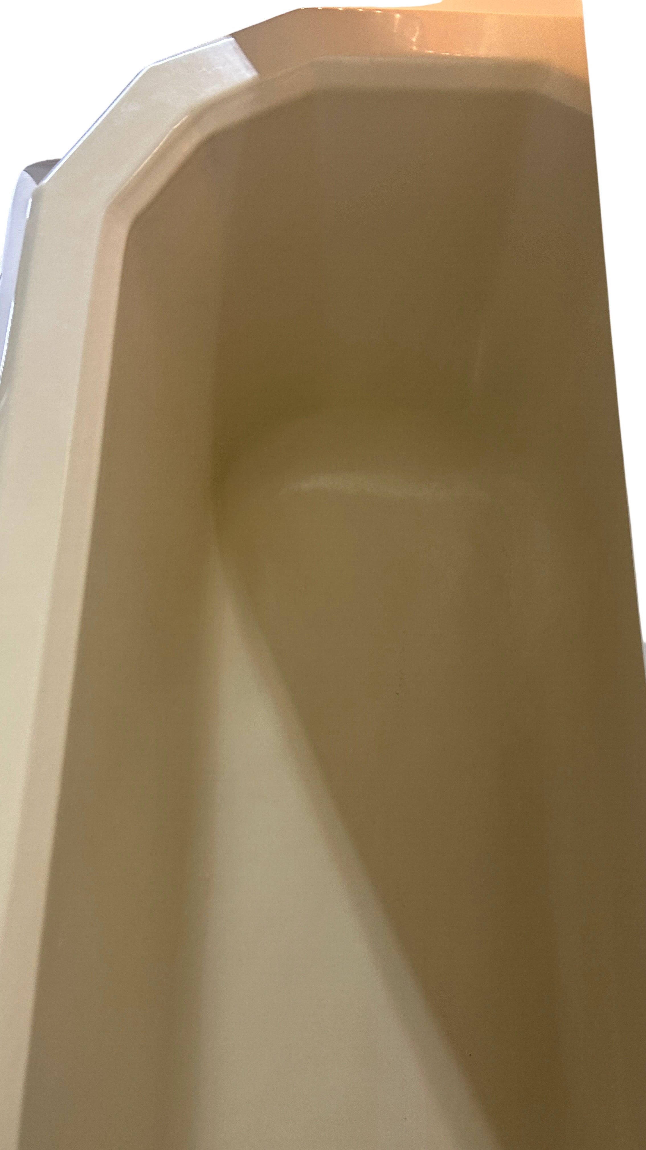 Eljer Corner Bathtub, Colonial Ivory (TB-124)