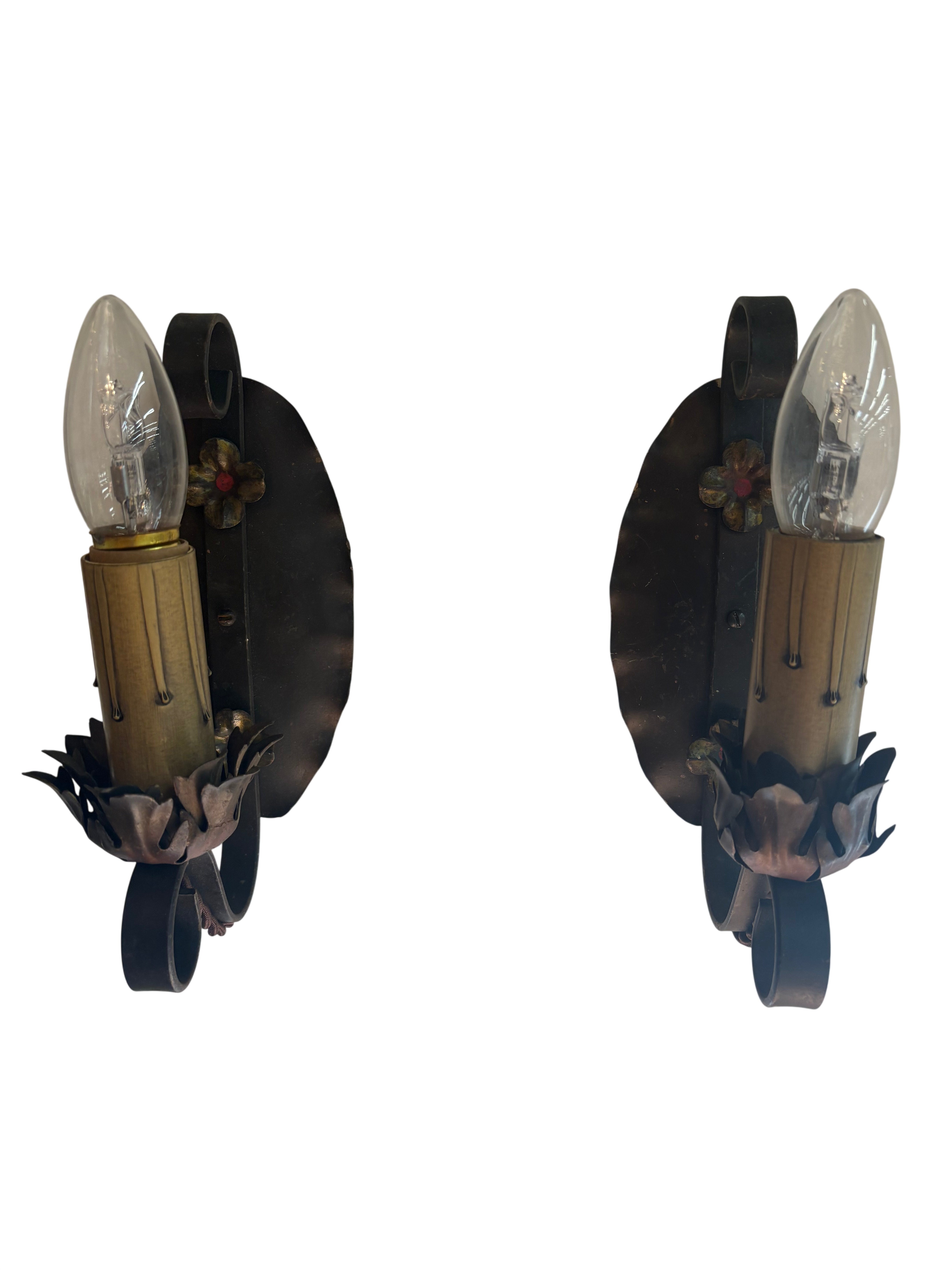 WALL SCONCES – FLORAL METAL DETAIL (LT-1169)