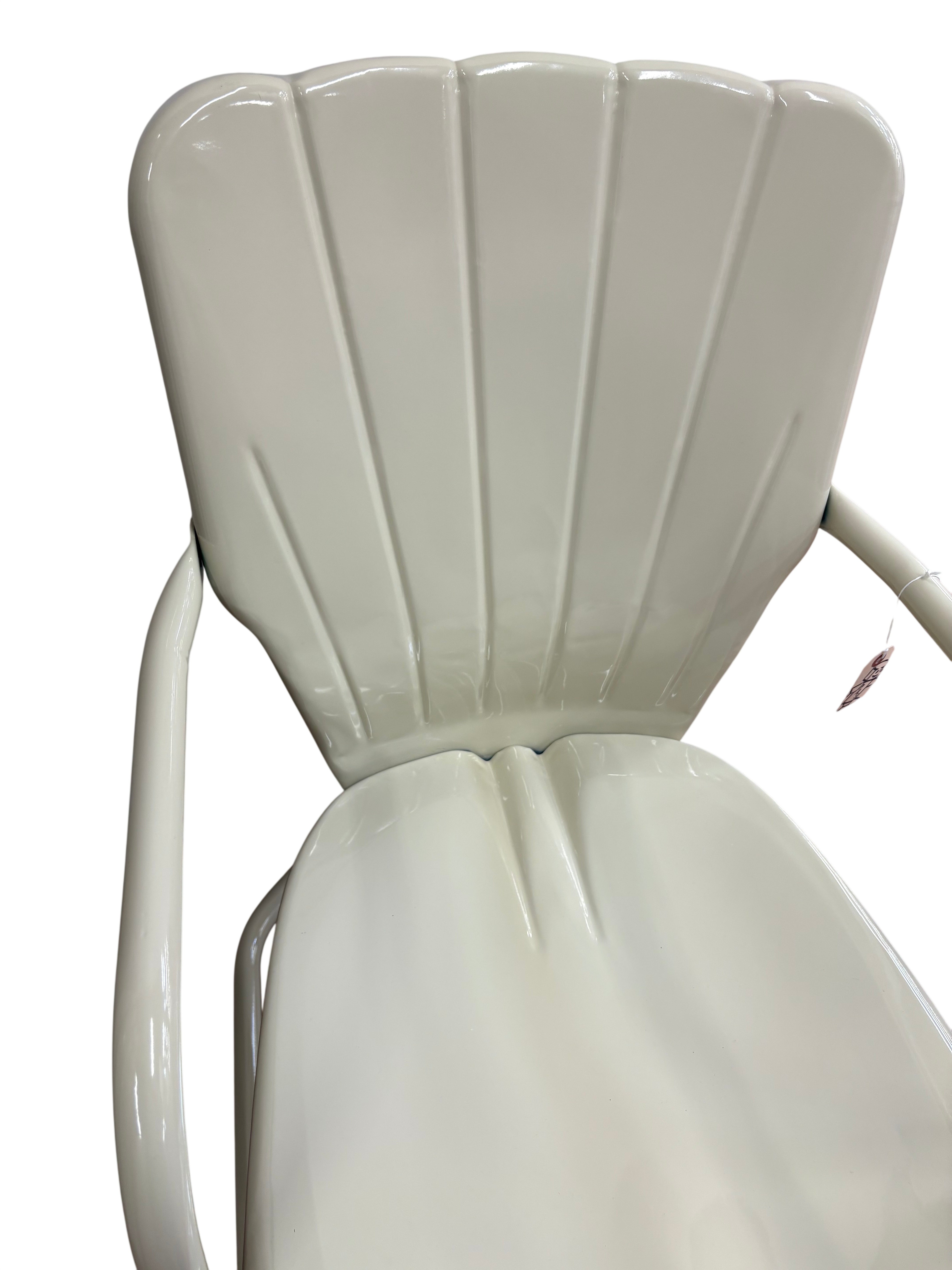 Vintage Off White Lawn Chair (OE-81)