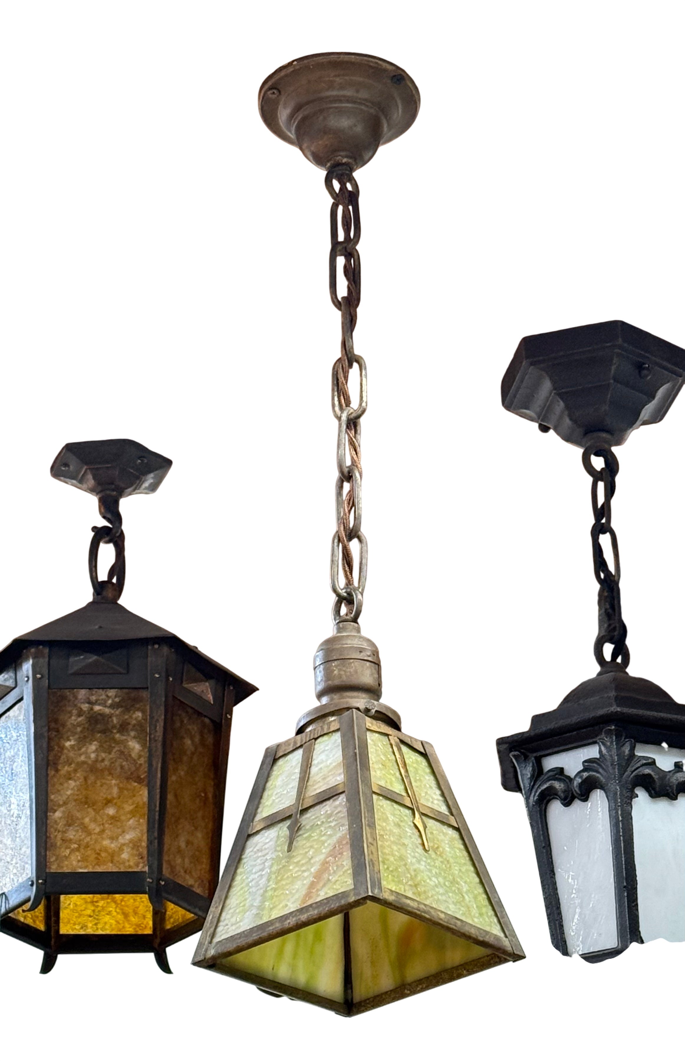 Arts & Crafts pendant light with amber slag glass shade (LT-900)