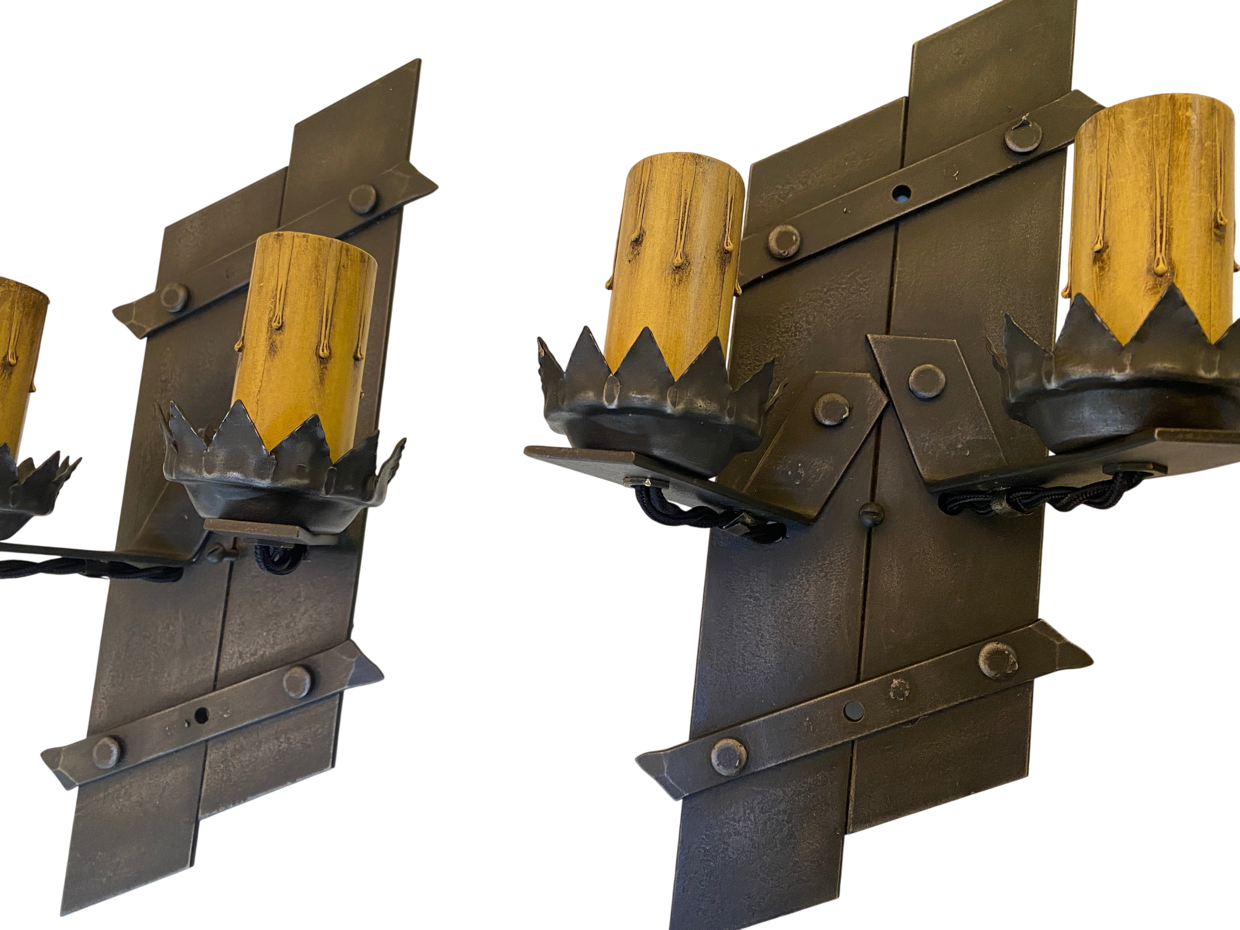 Offset 'Chevron' Sconce Pair- Double (LT-376.B)