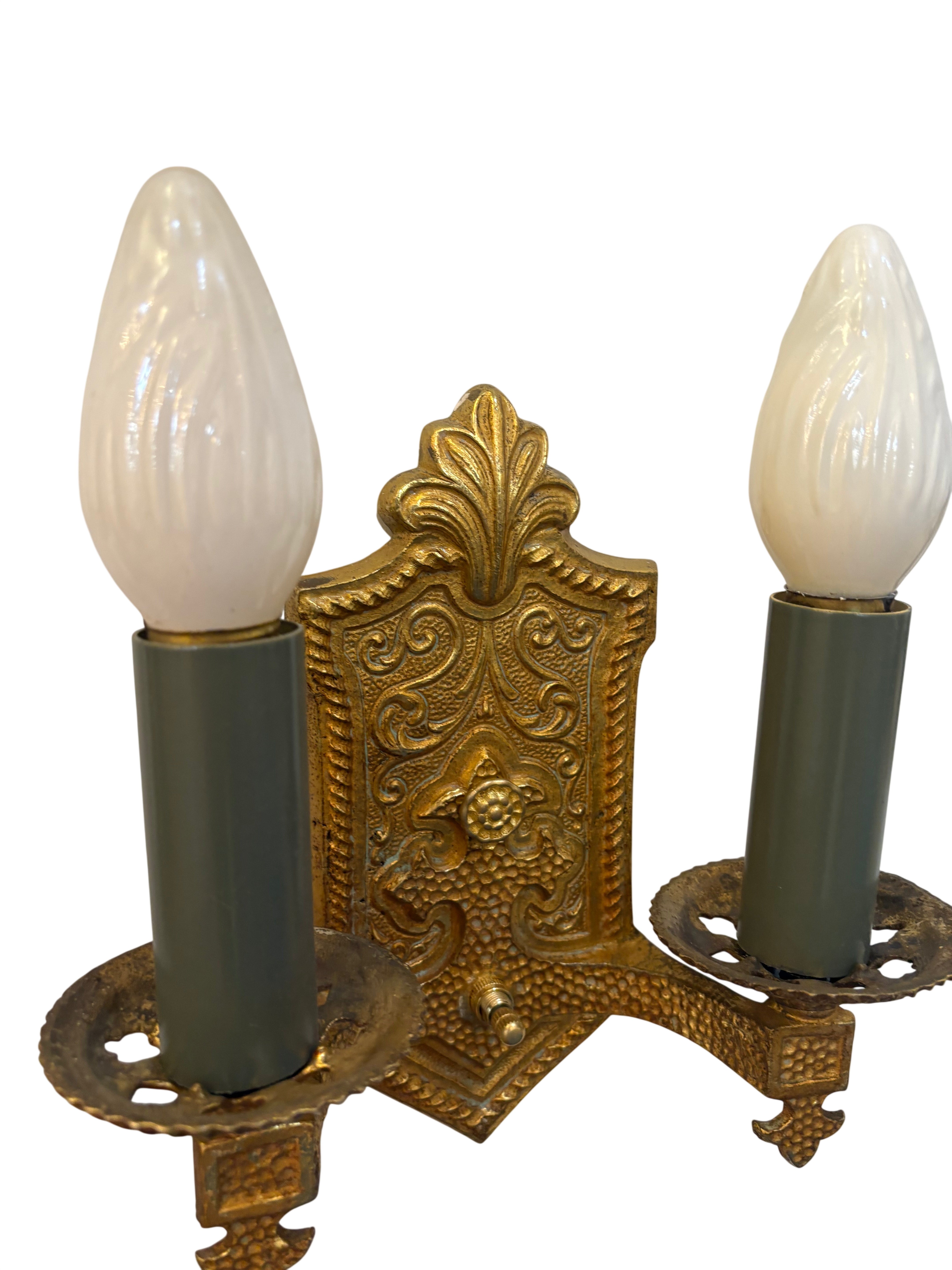 Wall sconce (LT-1200)