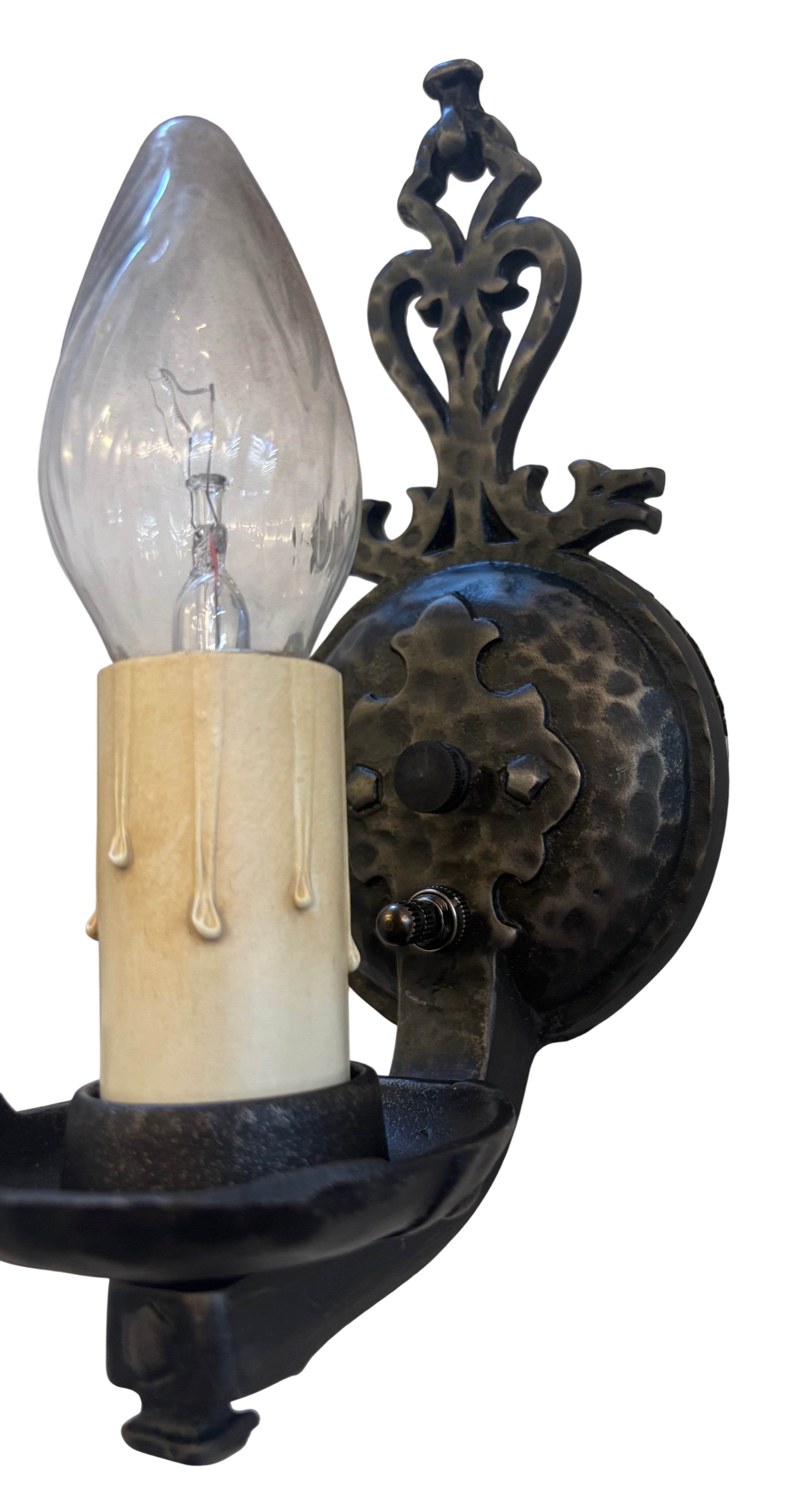 Wall Sconce  –  (LT-1226)