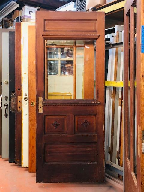 1 Light Entry Door w/Beveled Glass & Drip Ledge (ED-311)